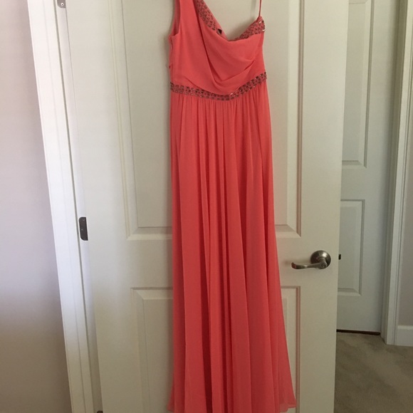 Dress - Picture 1 of 1